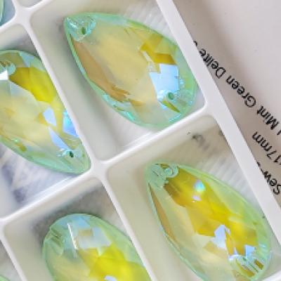 Aurora Crystal Mint Green Delite Pear Shape from Rhinestones Online Aurora Crystal Mint Green Delite Pearshape from RhinestonesOnline