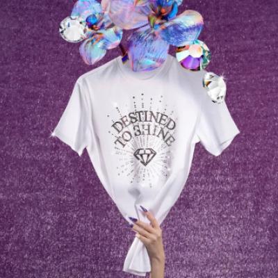Preciosa Crystal Transfer Chaton on Tee-Shirt Chaton Tee