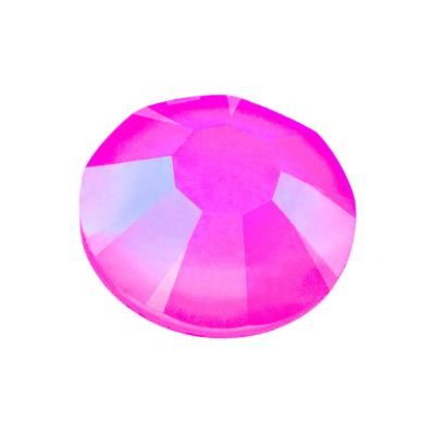 Preciosa Maxima Crystal Neon Pink under UV Light Preciosa Maxima Crystal Neon Pink under UV Light