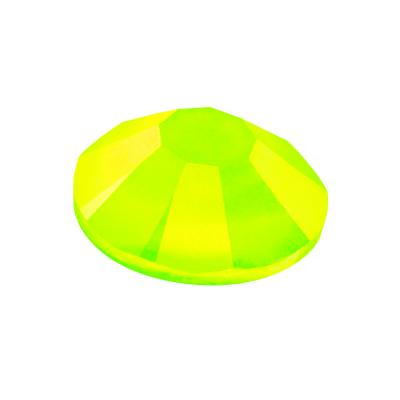 Preciosa Maxima Crystal Neon Yellow under UV Light Preciosa Maxima Crystal Neon Yellow under UV Light