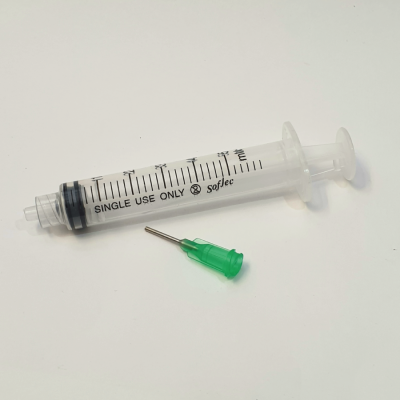 18 Gauge Green Tip Needle & 5ml Syringe