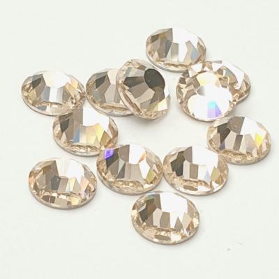 Rhinestones online Preciosa VIVA12 Flatback - Gold Quartz pic 2 Preciosa VIVA12 Flatback - Gold Quartz pic 2