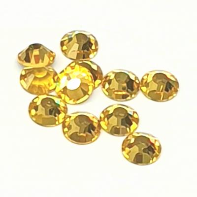 Preciosa VIVA12 Flatback - Light Topaz pic 4