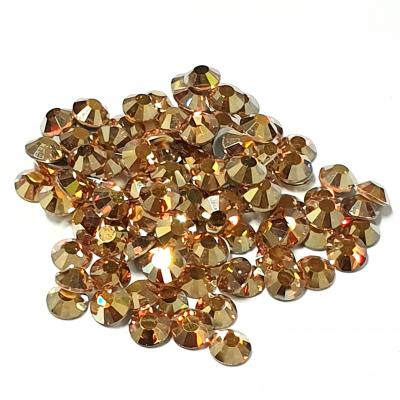 Preciosa VIVA12 Flatback rhinestone Crystal Sunrise photograph Preciosa VIVA12 Flatback rhinestone Crystal Sunrise photograph